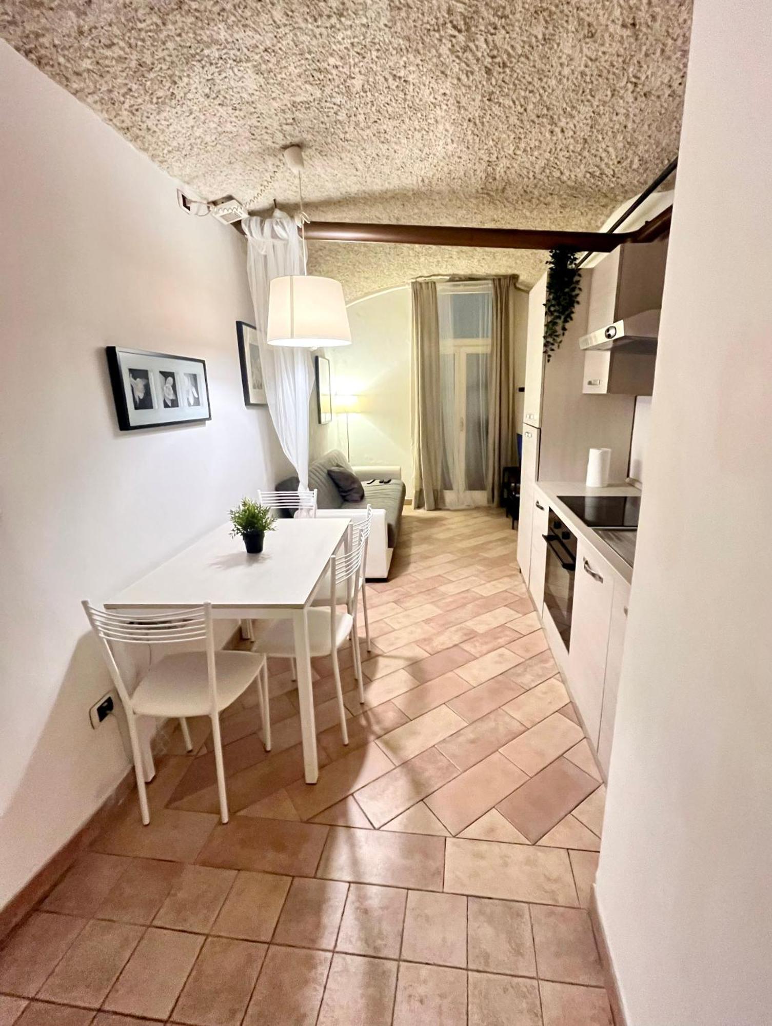 Rifugio Tranquillo In Costa Dei Magnoli - Ponte Vecchio Lägenhet Florens Exteriör bild